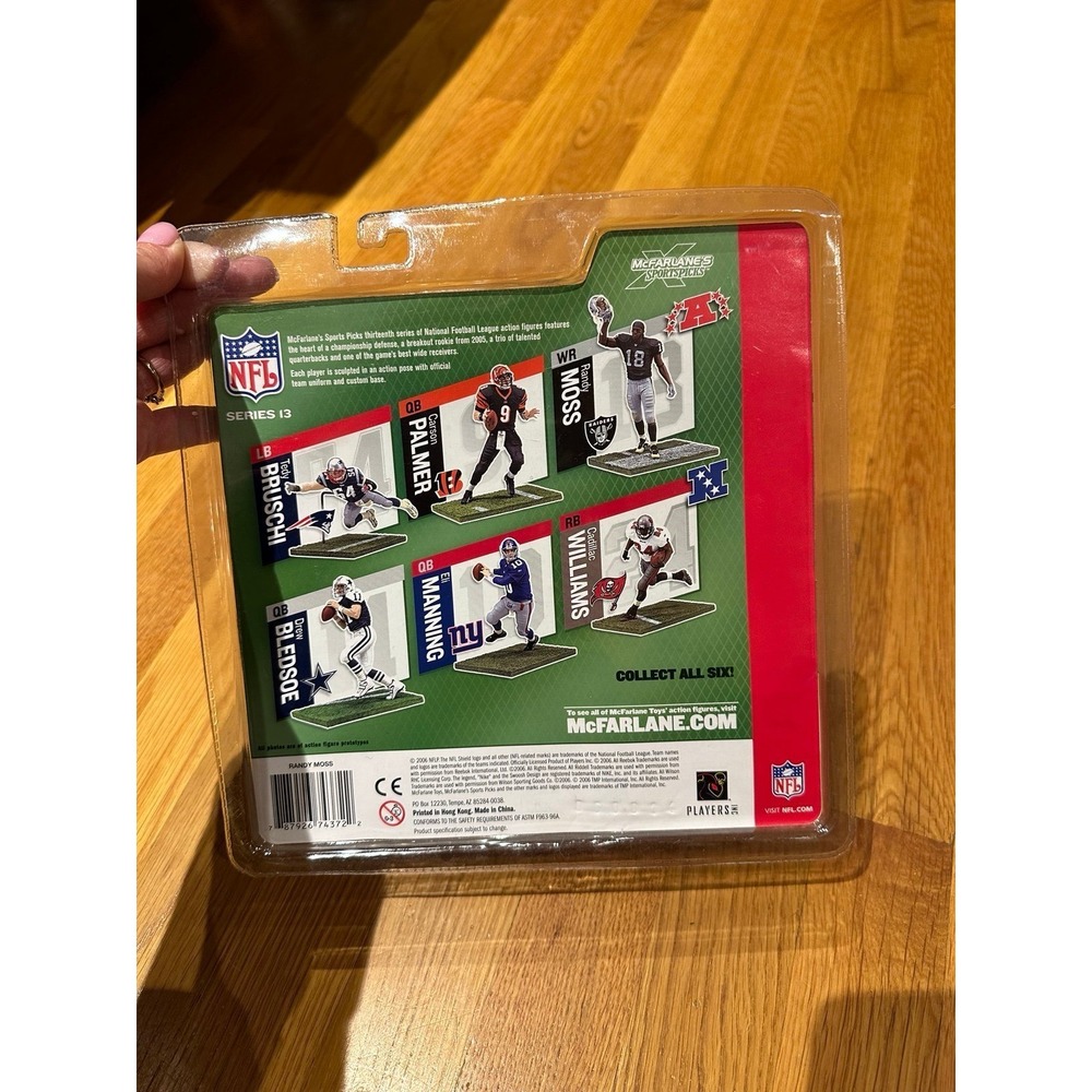 Raiders Randy Moss Action Figure NIB‎ - Picture 3 of 7
